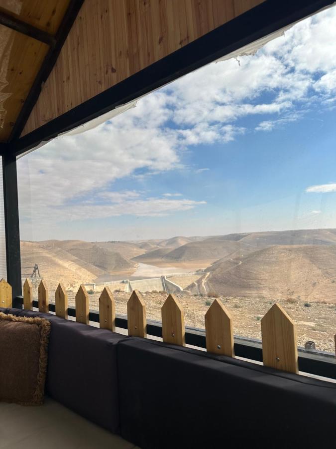Wadi Al-Wala View Camp Hotell Madaba Exteriör bild